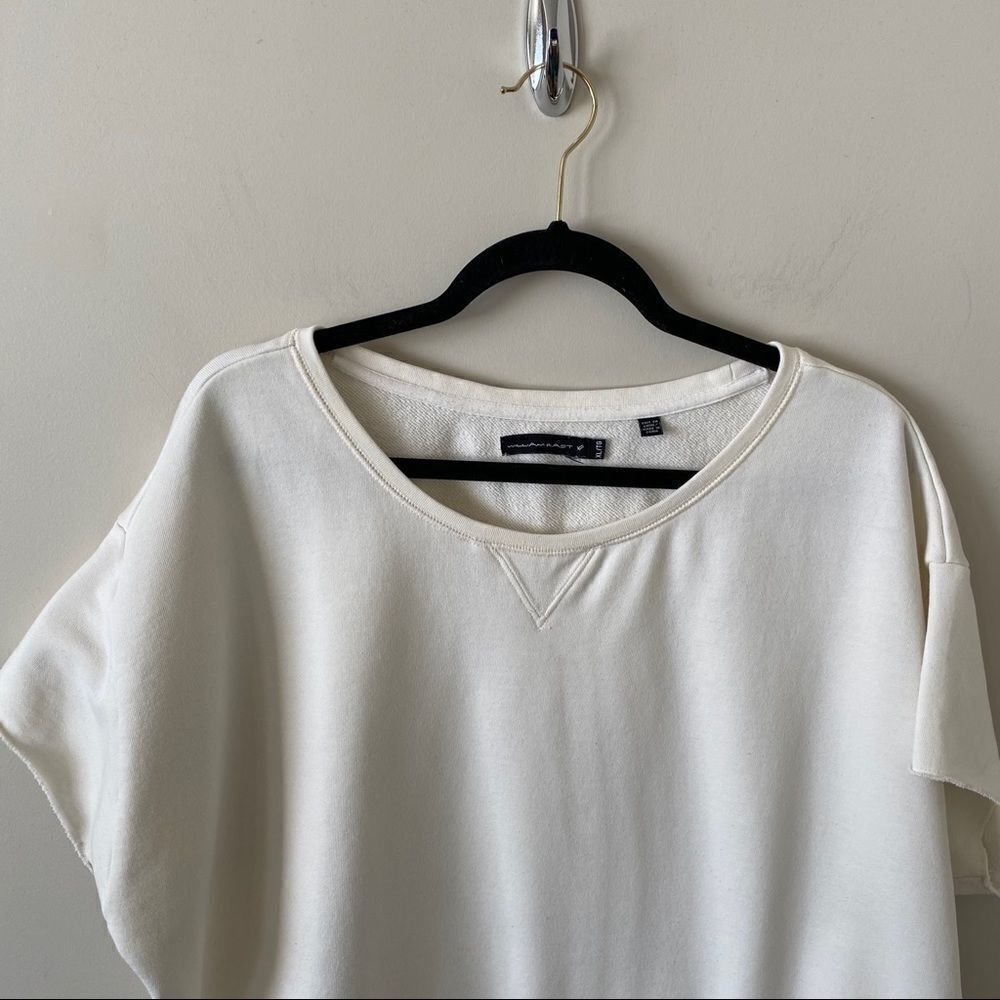 William Rast - Cropped Muscle Raw Hem Pullover - Picture 3 of 7